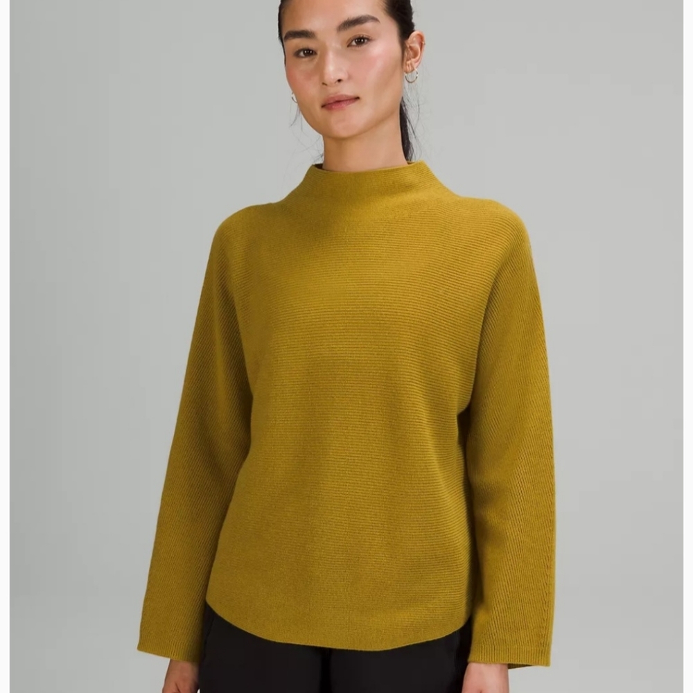 NWT Lululemon sweater